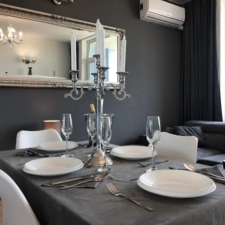 Celebrity Exclusive Cacao סאני ביץ'